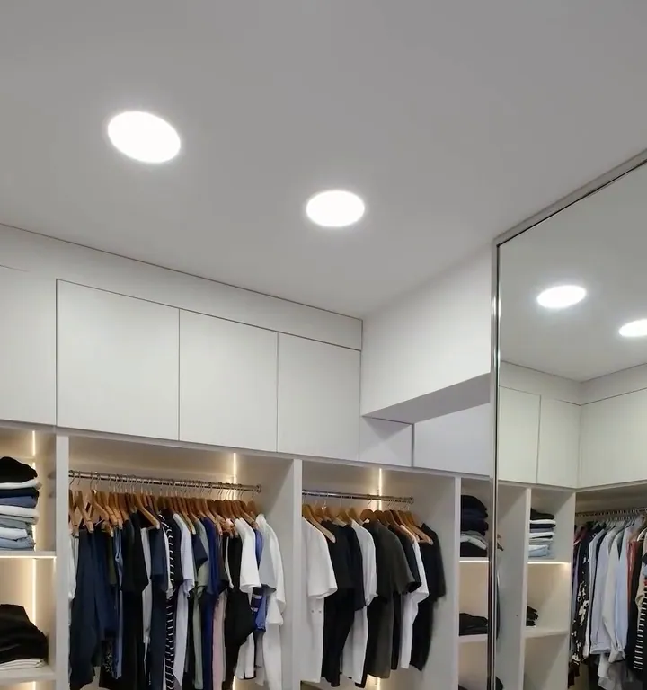 Pinterest Evi – Giyinme odası