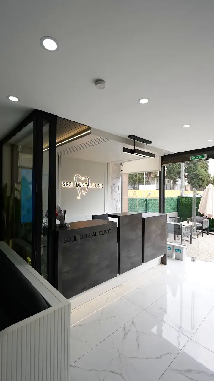 Seçil Dental Clinic – Bekleme alanı